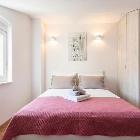 Villa Ana Perfect For Families With Kids And Groups,House With Heated Pool ポドストラナ エクステリア 写真
