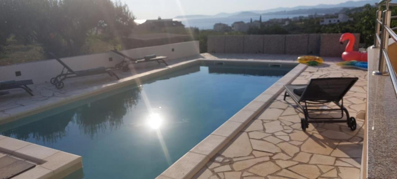 Villa Ana Perfect For Families With Kids And Groups,House With Heated Pool ポドストラナ エクステリア 写真