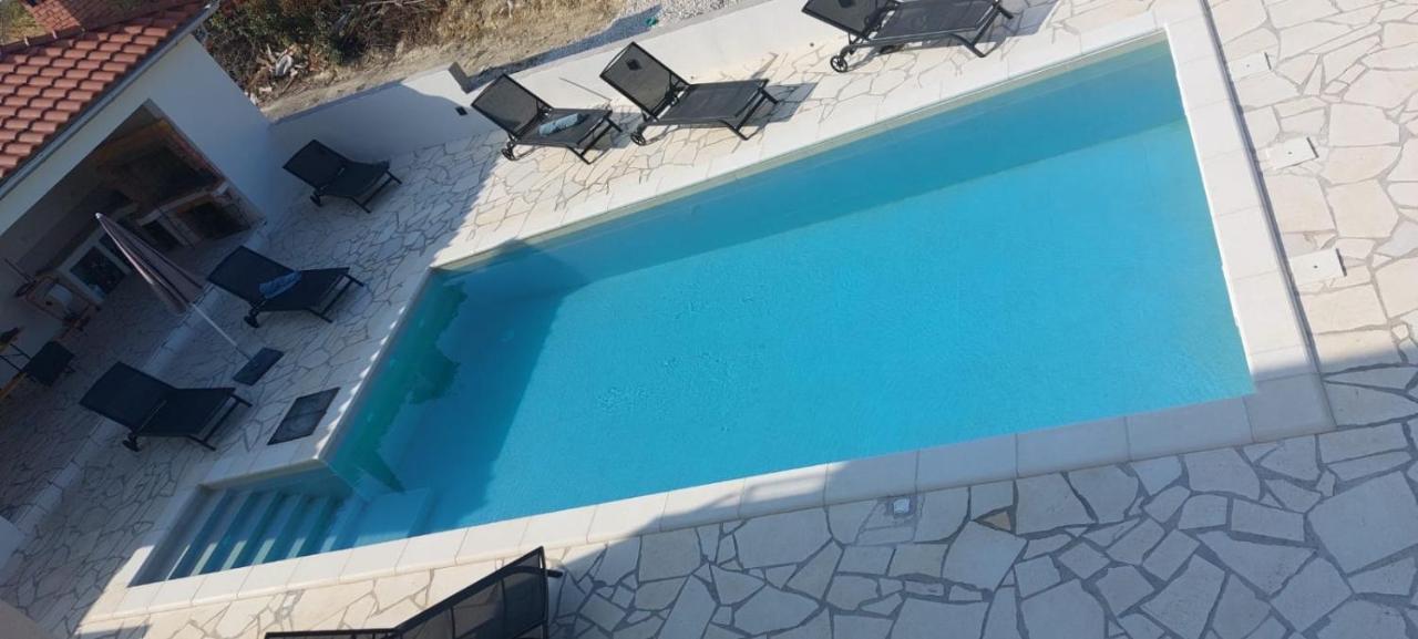 Villa Ana Perfect For Families With Kids And Groups,House With Heated Pool ポドストラナ エクステリア 写真