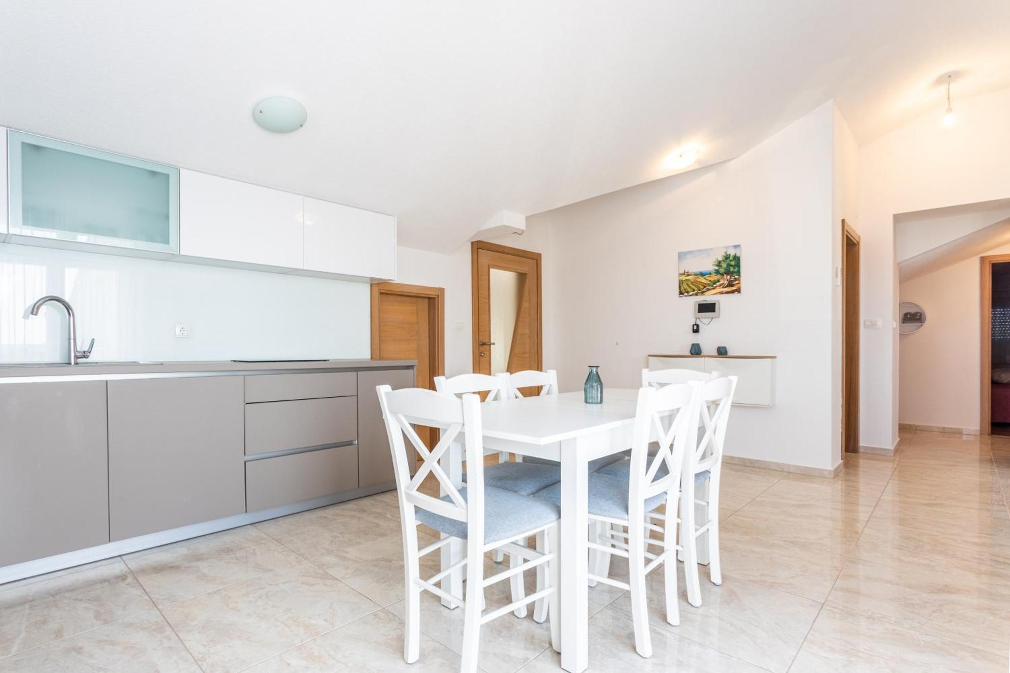 Villa Ana Perfect For Families With Kids And Groups,House With Heated Pool ポドストラナ エクステリア 写真