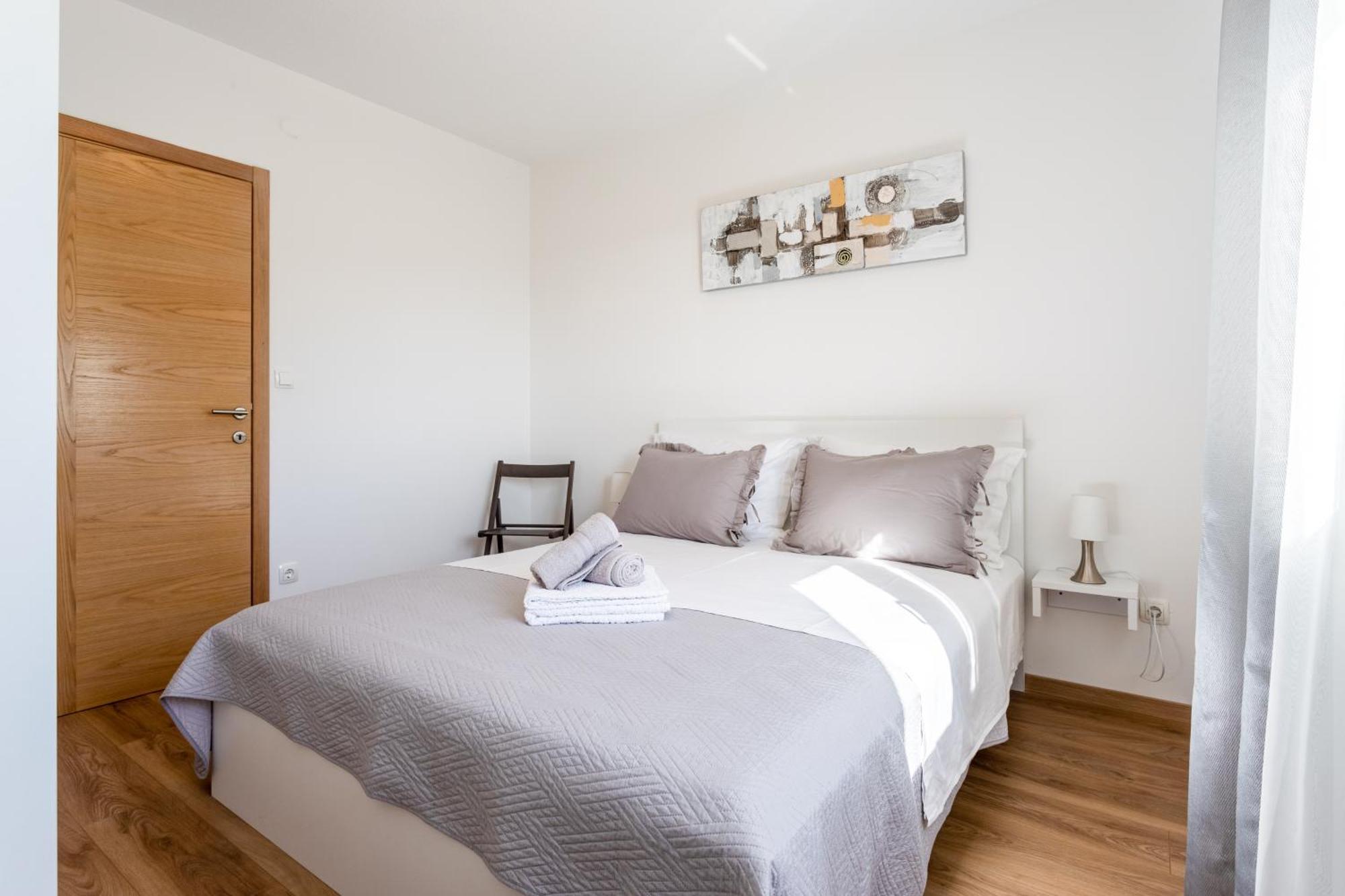 Villa Ana Perfect For Families With Kids And Groups,House With Heated Pool ポドストラナ エクステリア 写真